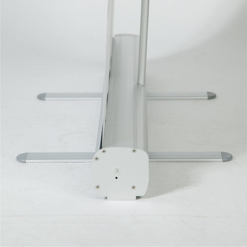 Vision pull up roller banner cassette